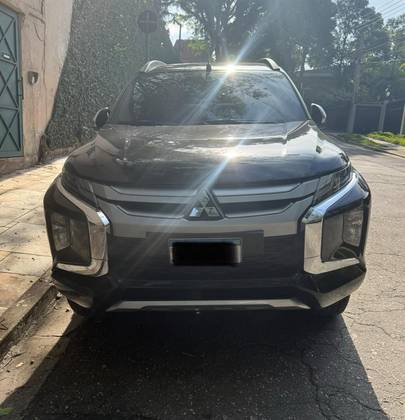 MITSUBISHI L200 TRITON 2.4 16V TURBO DIESEL SPORT HPE CD 4P 4X4 AUTOMÁTICO